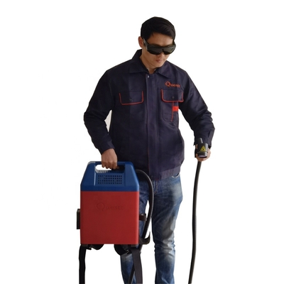 Limpiador láser de mochila refrigerado por aire portátil para revestimiento de pintura de óxido de óxido con 24 meses de garantía